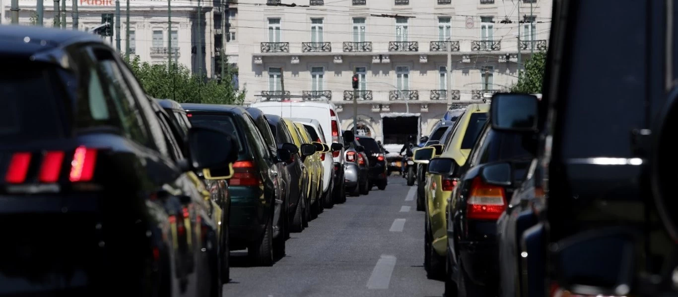 Τέλη κυκλοφορίας: Ποια μειώνονται με τη νέα τροπολογία